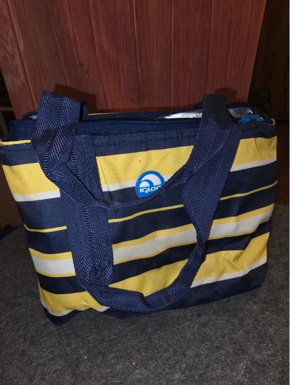 Igloo Insulated Lunch Cooler Bag Navy BlueThermal Tote Front Slip Pocket Beach